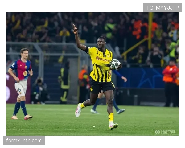 德甲豪门迎新星加盟，转会市场反响热烈