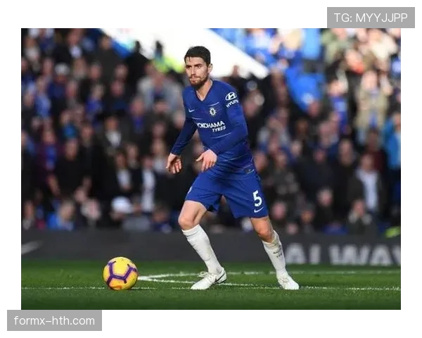 帕尔默与哈弗茨前腰属性及战术适配性对比分析 帕尔默与哈弗茨前腰属性及战术适配性对比分析