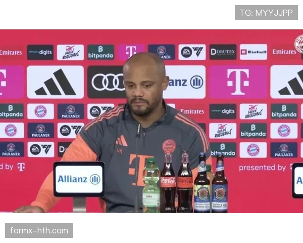 孔帕尼一边看孩子一边指导球队？这生活真不像靠钱堆出来的豪华剧场！