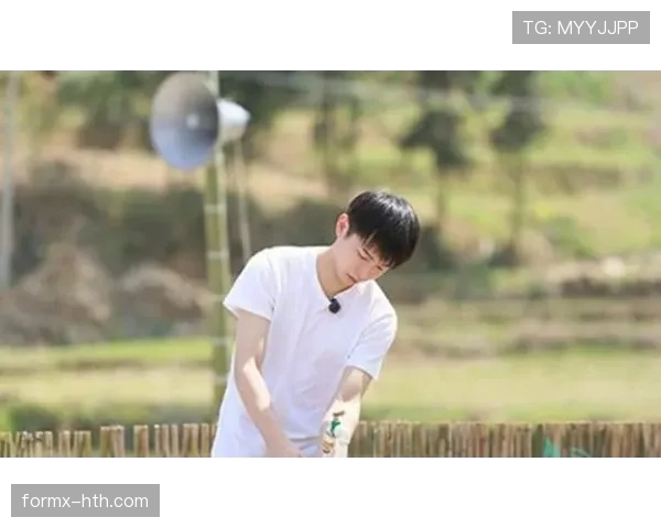 高磊这生活节奏跟明星没啥两样，光买衣服的钱我都懵了...